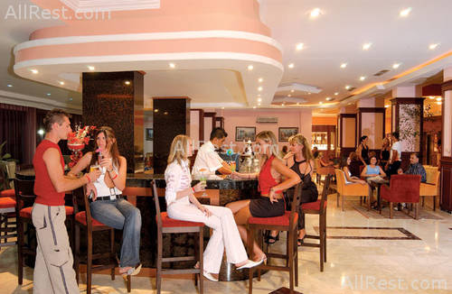 Galeri Hotel 8